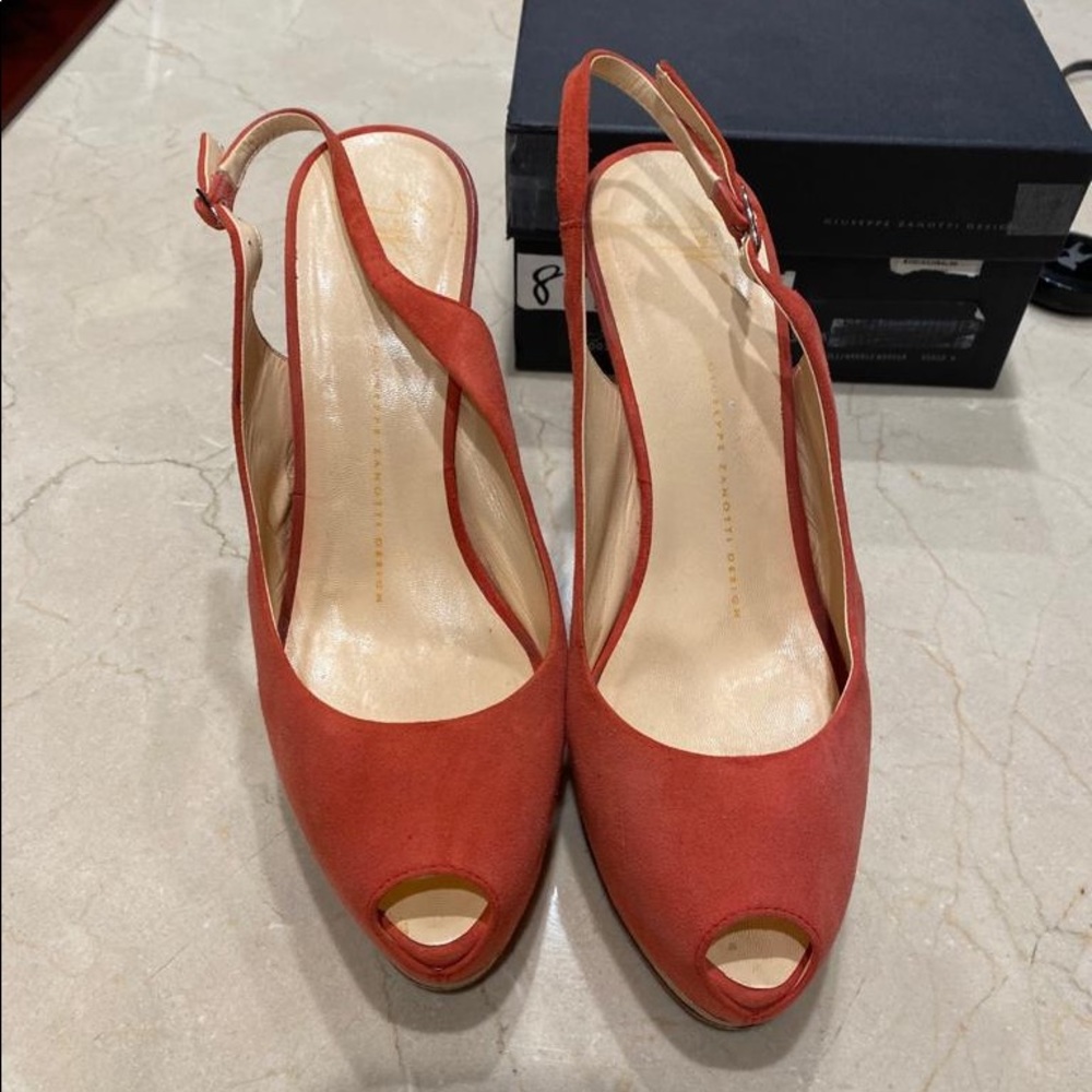 Giuseppe Zanotti peep toe